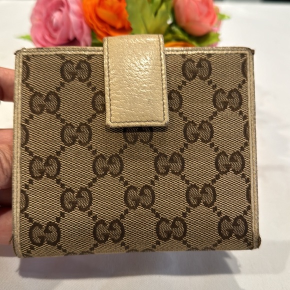Authentic Gucci wallet - Picture 2 of 10